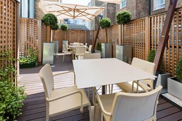 Hotels Open Now with Fresh Outside Seating