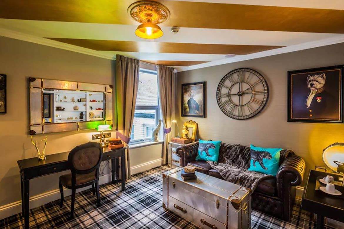 George Suite in Nottingham mercure-nottingham-city-centre-hotel-george-suite-room.jpg