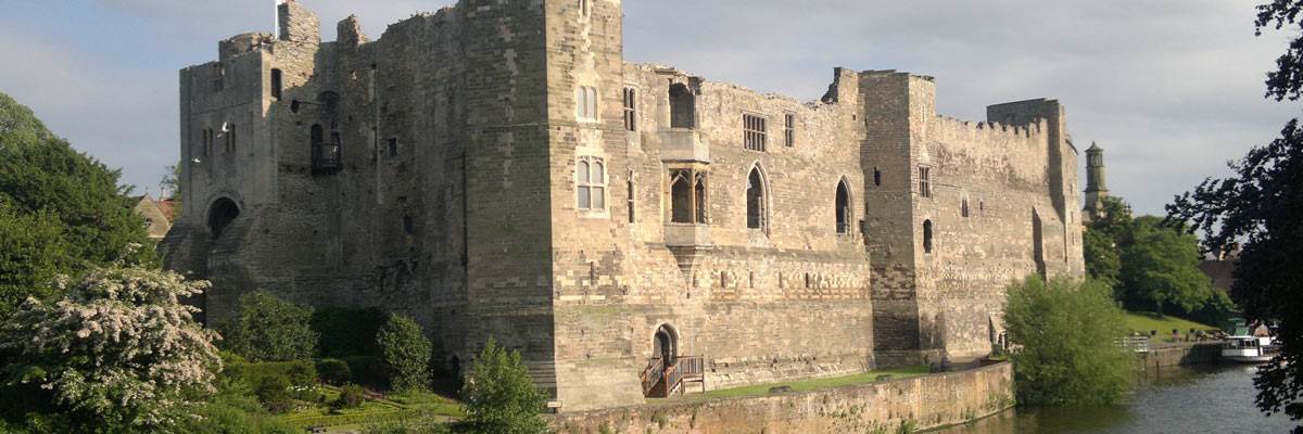 Newark Castle and Gardens 